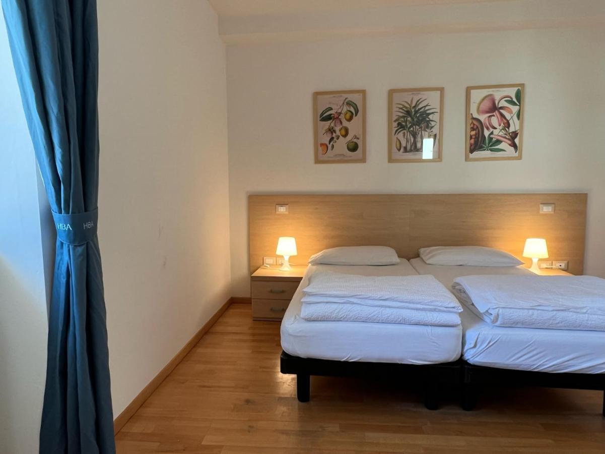 Appartamenti Baia Azzurra 6. Torbole Sul Garda Esterno foto